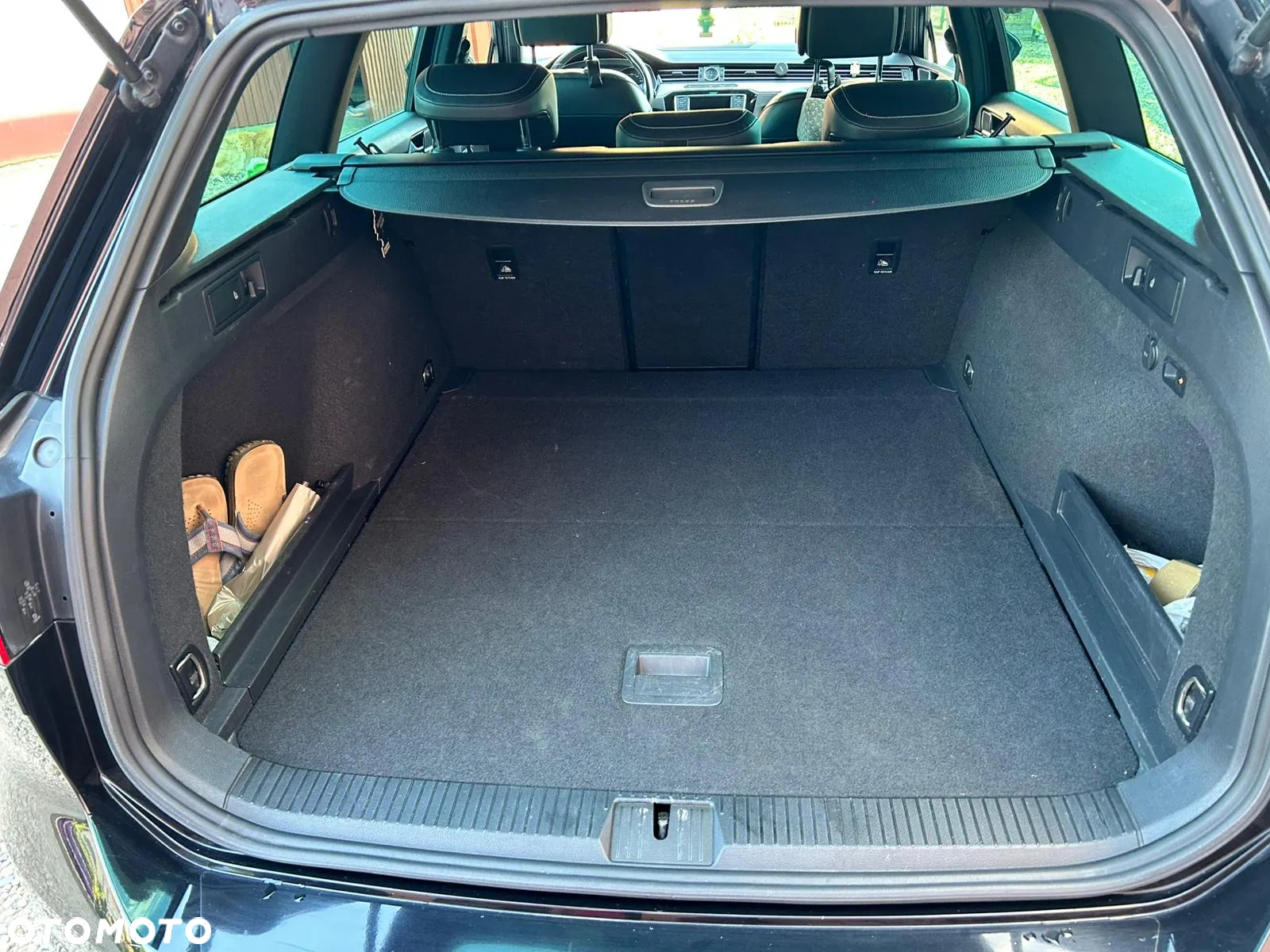 Volkswagen Passat Variant 2.0 TDI (BlueMotion Technology) Highline - 19
