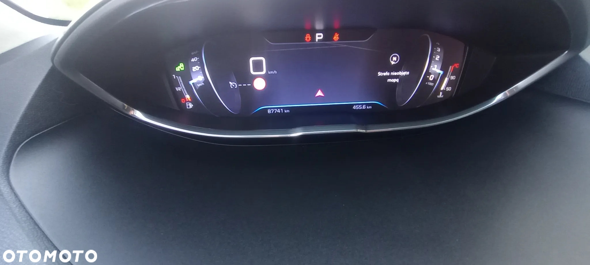 Peugeot 5008 1.6 BlueHDi Style 7os - 8