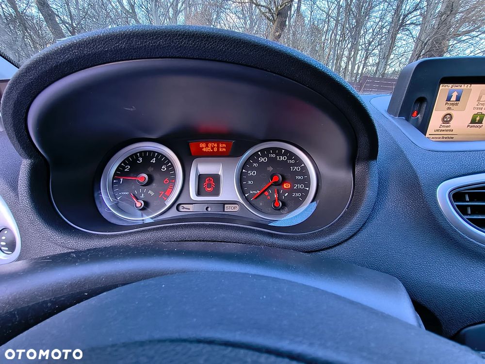 Renault Clio 1.2 16V Dwudziestka - 8