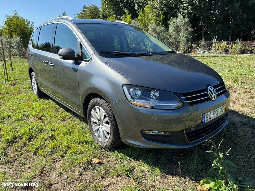 VW Sharan 2.0 TDI Confortline DSG - 2