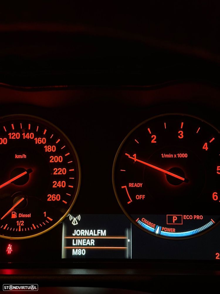 BMW 116 d Line Urban Auto - 14