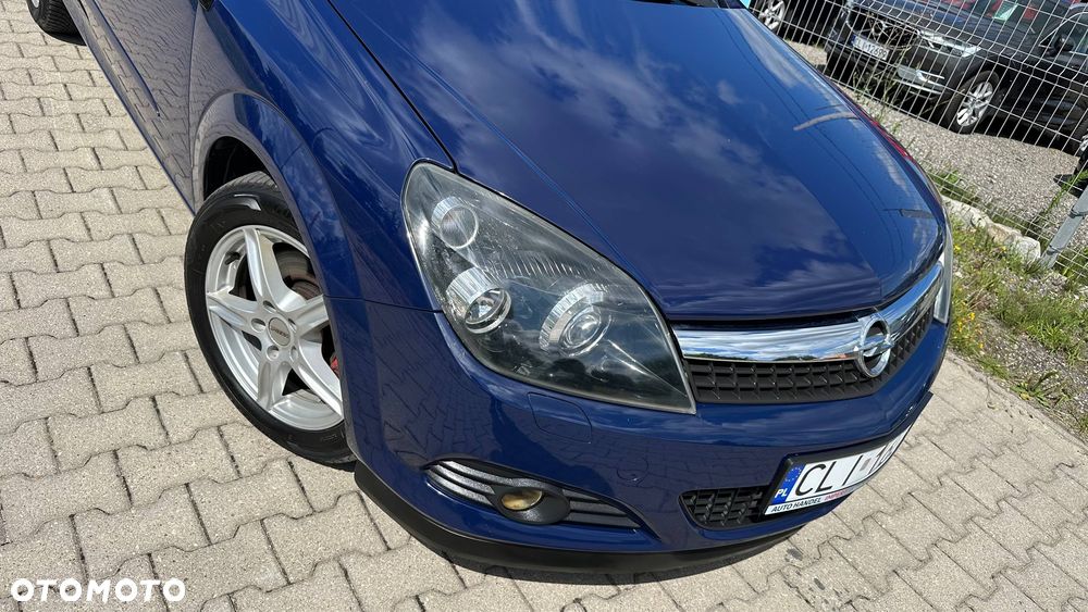 Opel Astra 2.0 Turbo Sport - 11