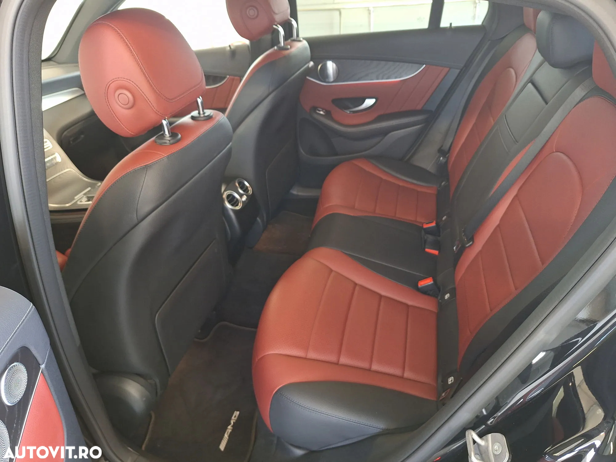 Mercedes-Benz GLC Coupe 300 4MATIC MHEV - 11