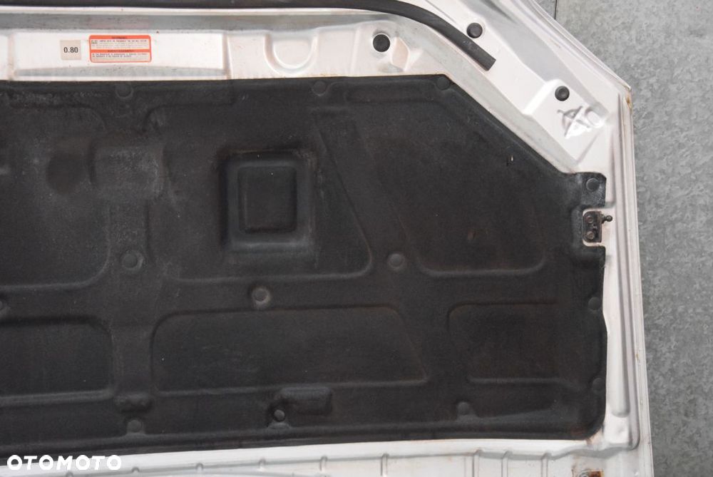 KIA SORENTO MASKA GRILL KPL. - 17