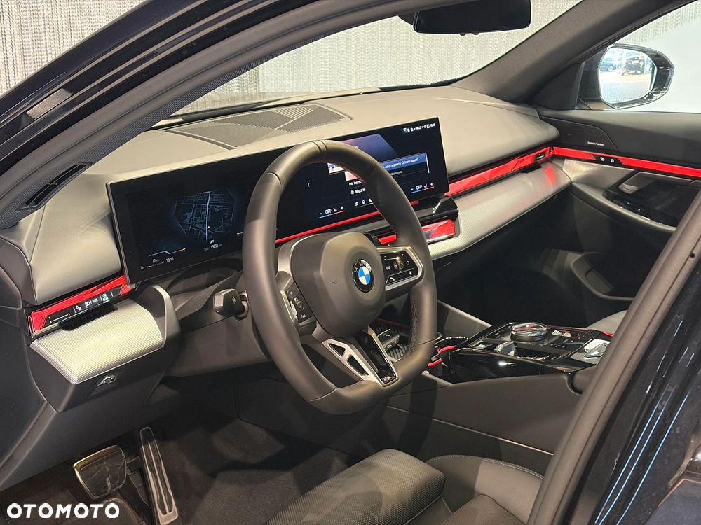 BMW Seria 5 520d xDrive mHEV - 12