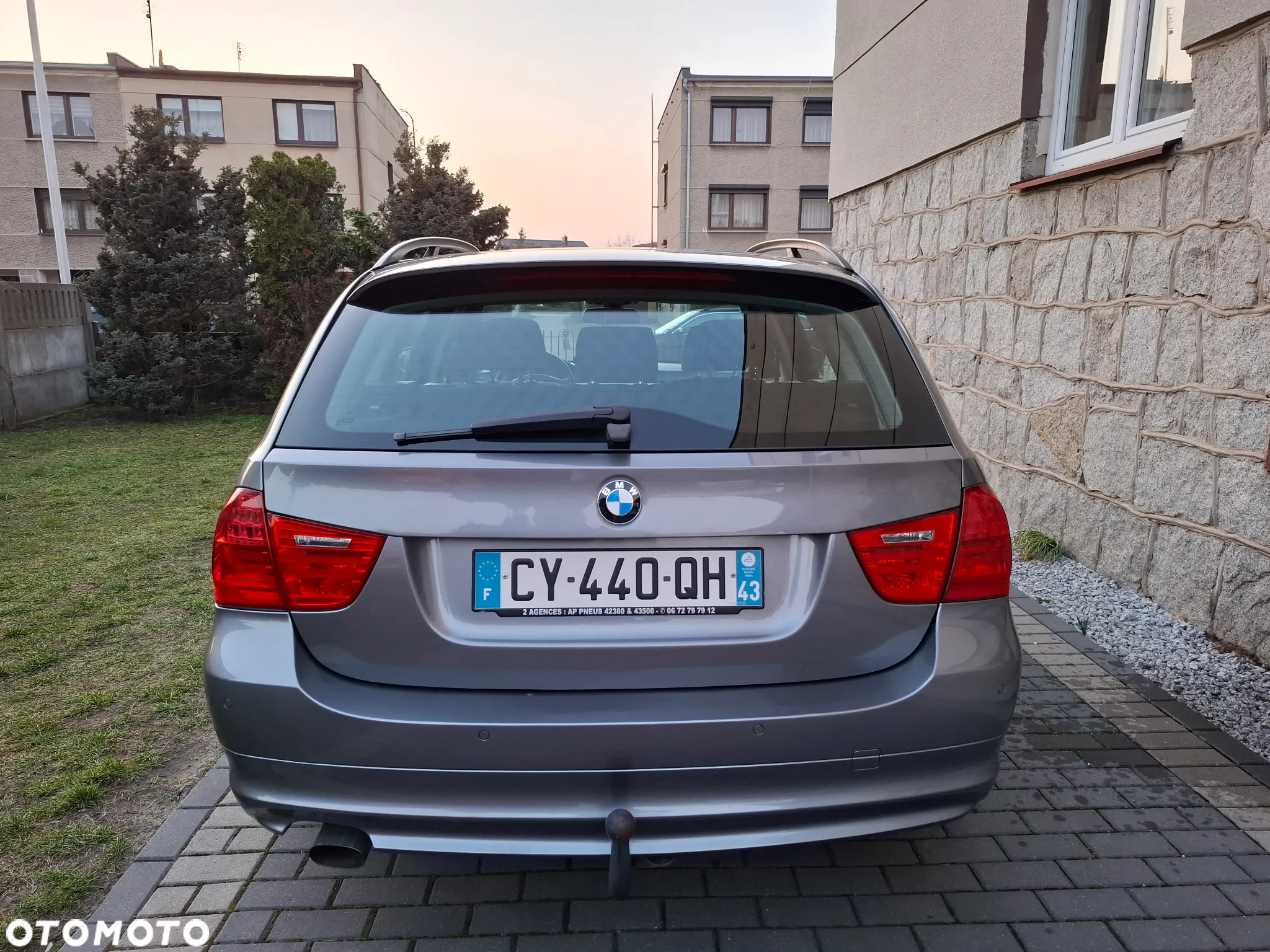 BMW Seria 3 318d DPF Touring - 6