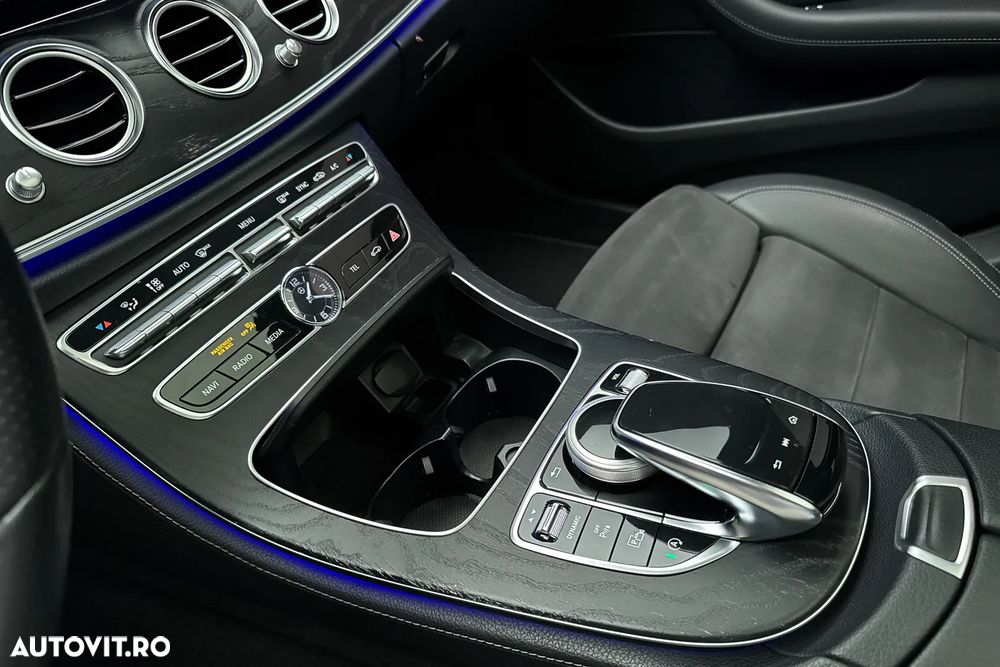 Mercedes-Benz E 220 d 9G-TRONIC AMG Line - 14
