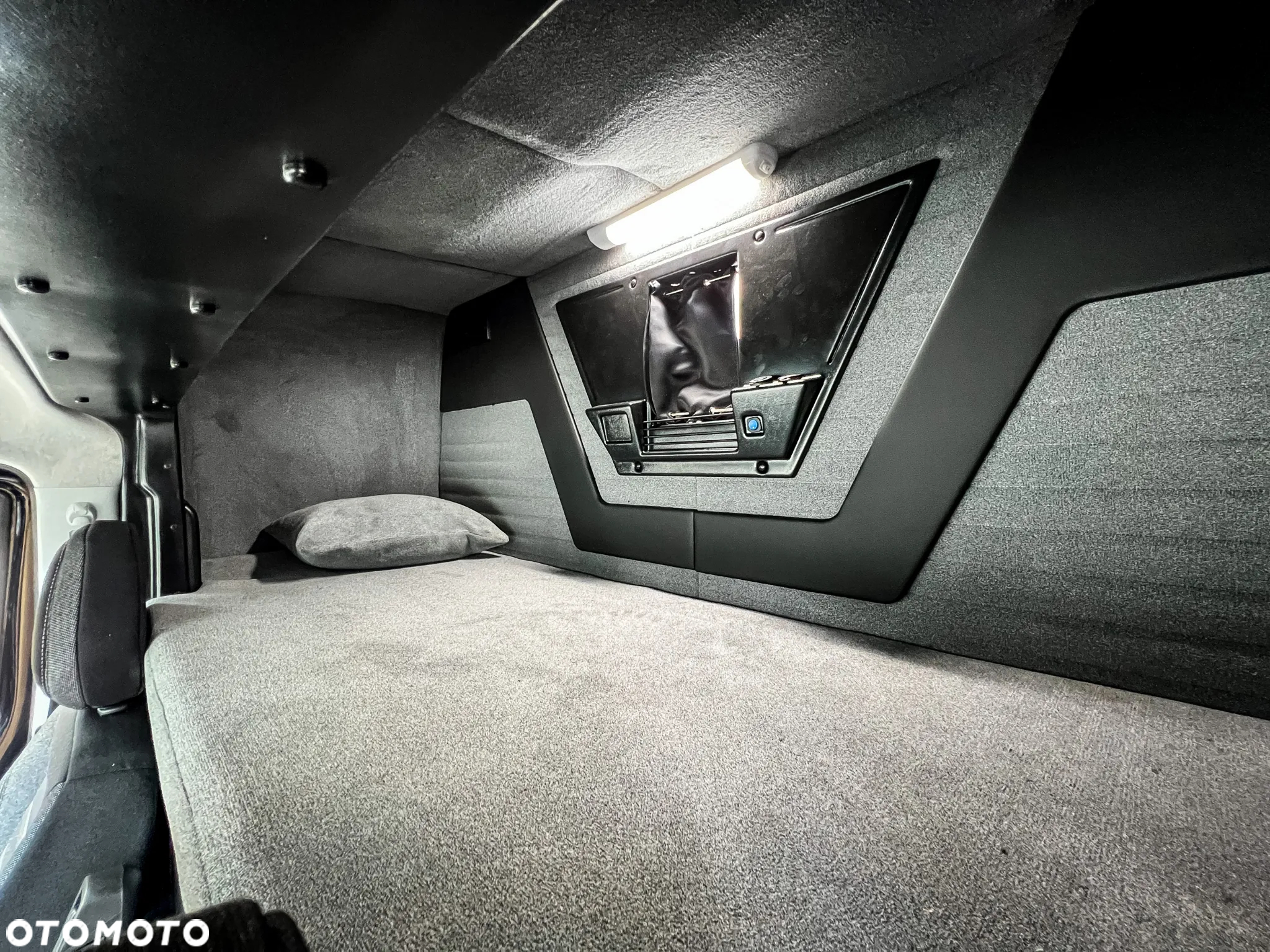 Iveco Daily 35S21HA8 HI MATIC laweta od reki ! - 17