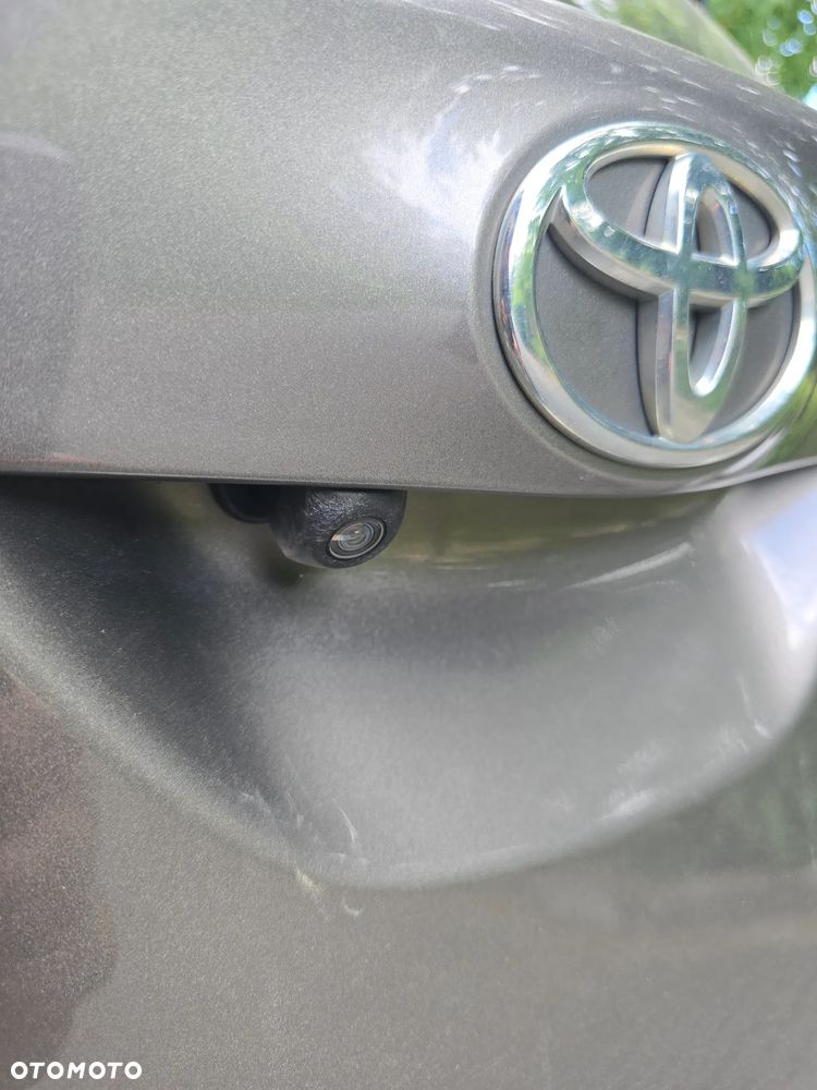 Toyota Auris 1.6 Premium - 28