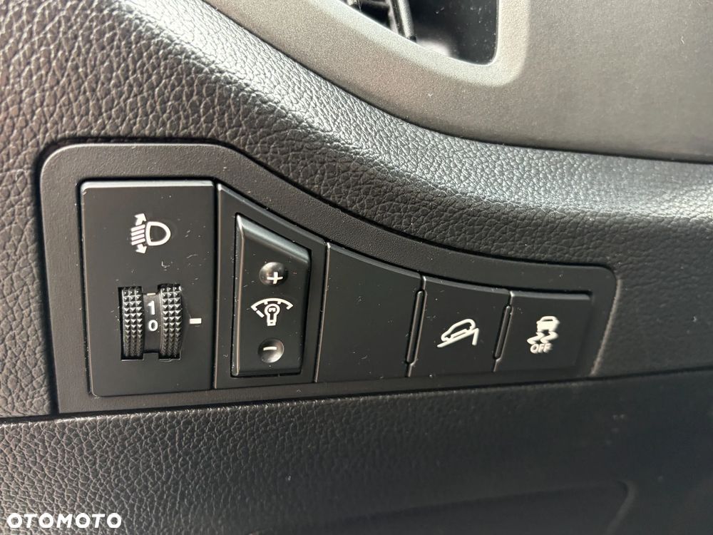 Kia Sportage 1.7 CRDI Business Line 2WD - 35