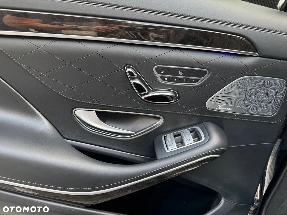 Mercedes-Benz Klasa S 560 4-Matic L 9G-TRONIC - 15
