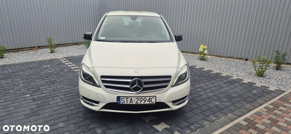 Mercedes-Benz Klasa B 180 - 4