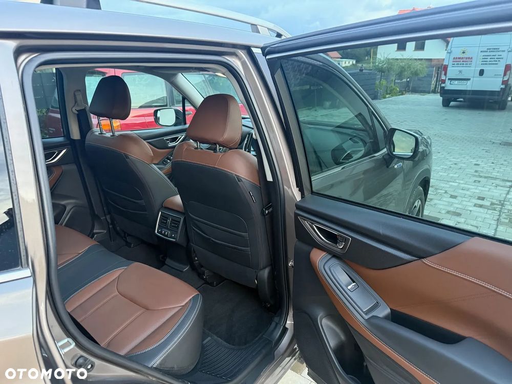 Subaru Forester 2.0i-L Platinum (EyeSight) Lineartronic - 6