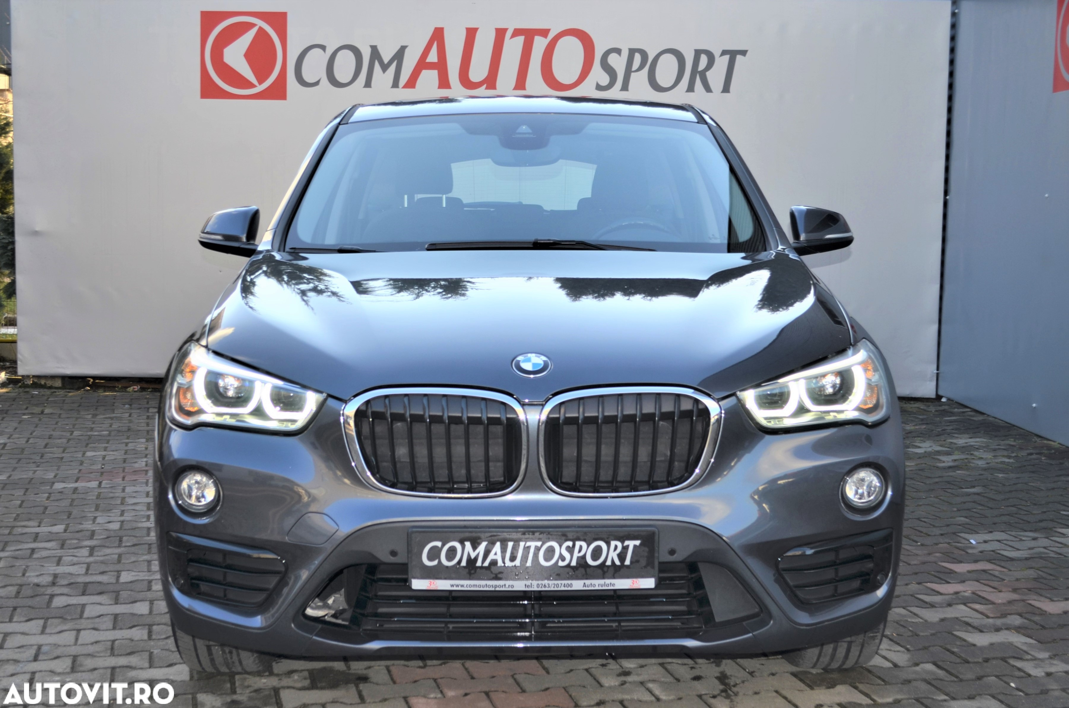 BMW X1 xDrive20i AT - 2