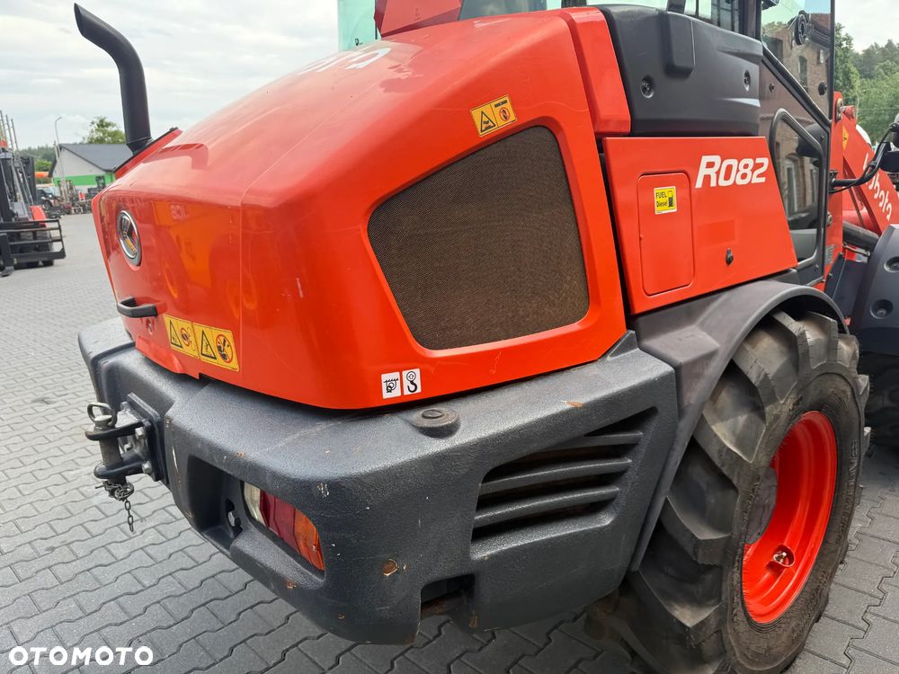 Kubota R082 - 15