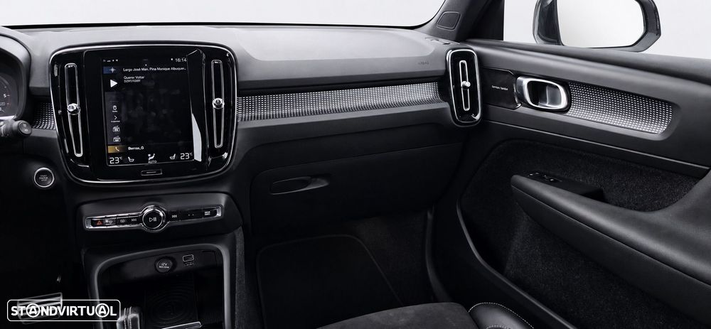 Volvo XC 40 2.0 D4 R-Design AWD - 17