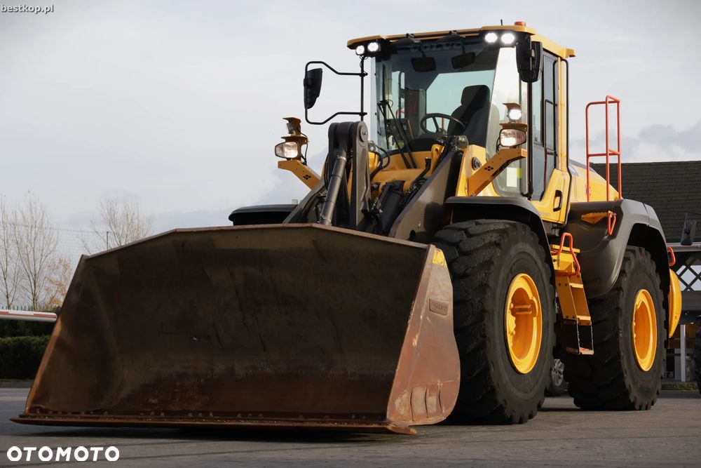 Volvo L110H - 14