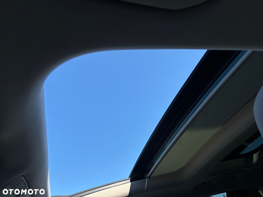 Mercedes-Benz GLC - 18