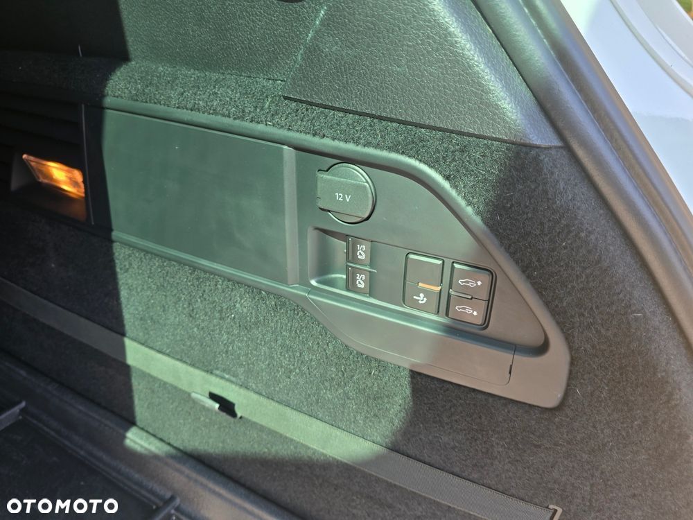 Volkswagen Touareg 3.0 V6 TDI BMT Perfectline R-Style - 30