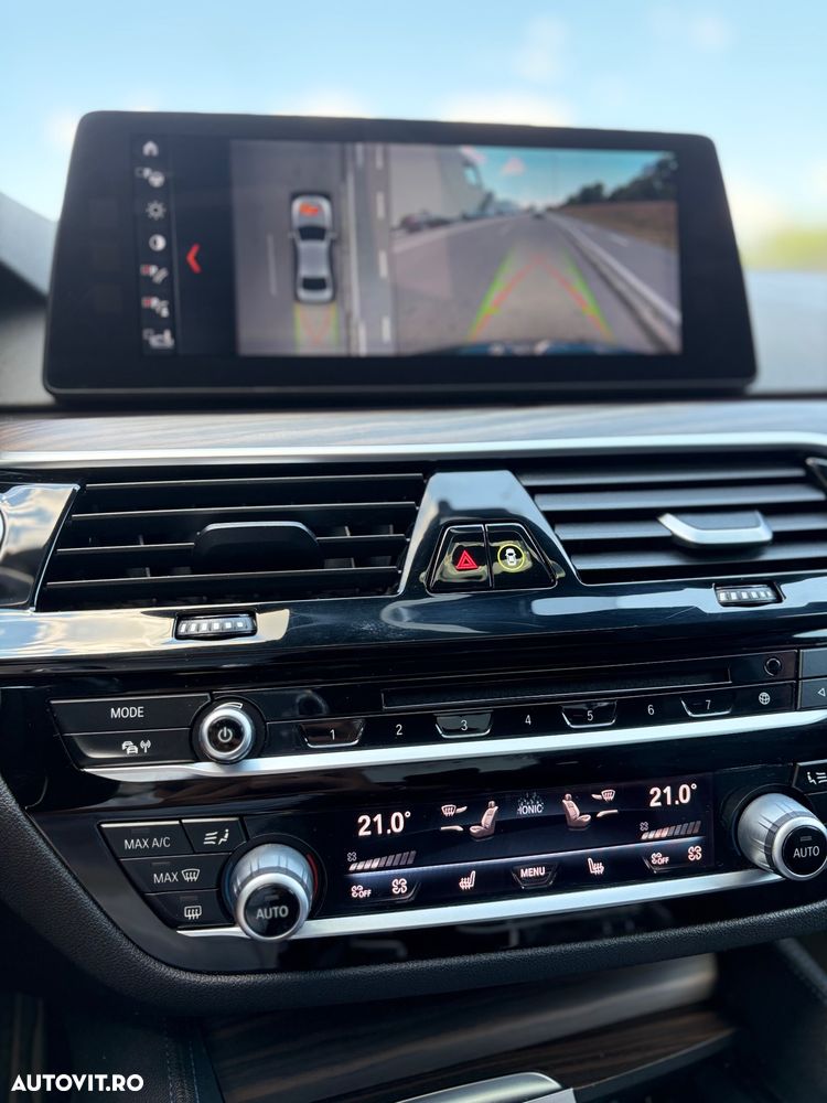 BMW Seria 5 530i xDrive AT - 17