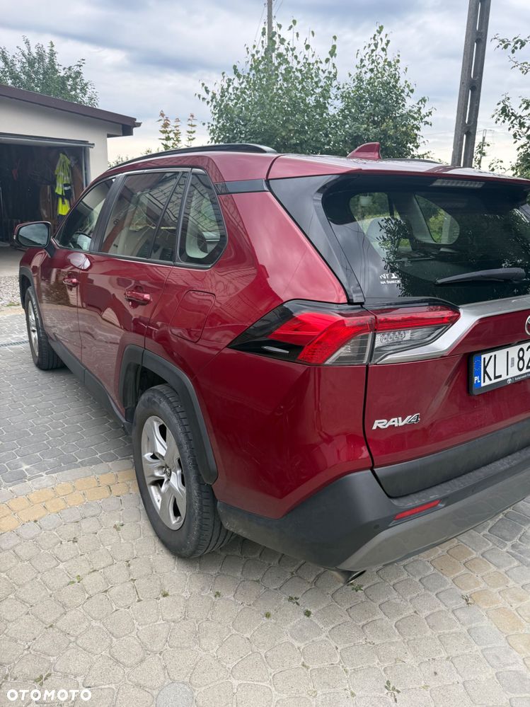 Toyota RAV4 - 4