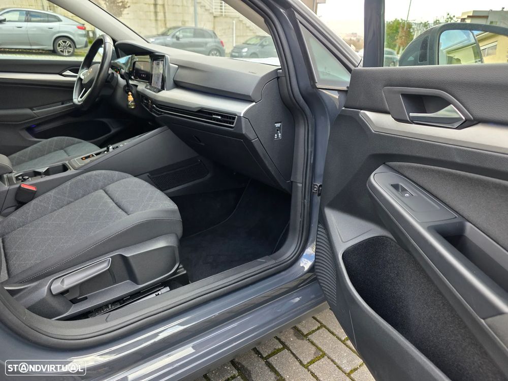 VW Golf 1.5 eTSI Style DSG - 18