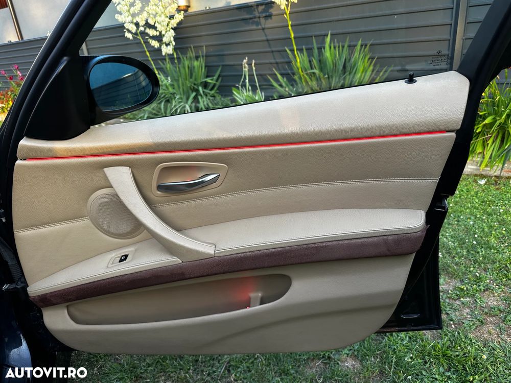 BMW Seria 3 - 24