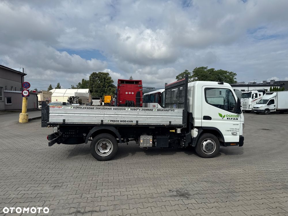 Mitsubishi FUSO CANTER 3C15 - 3
