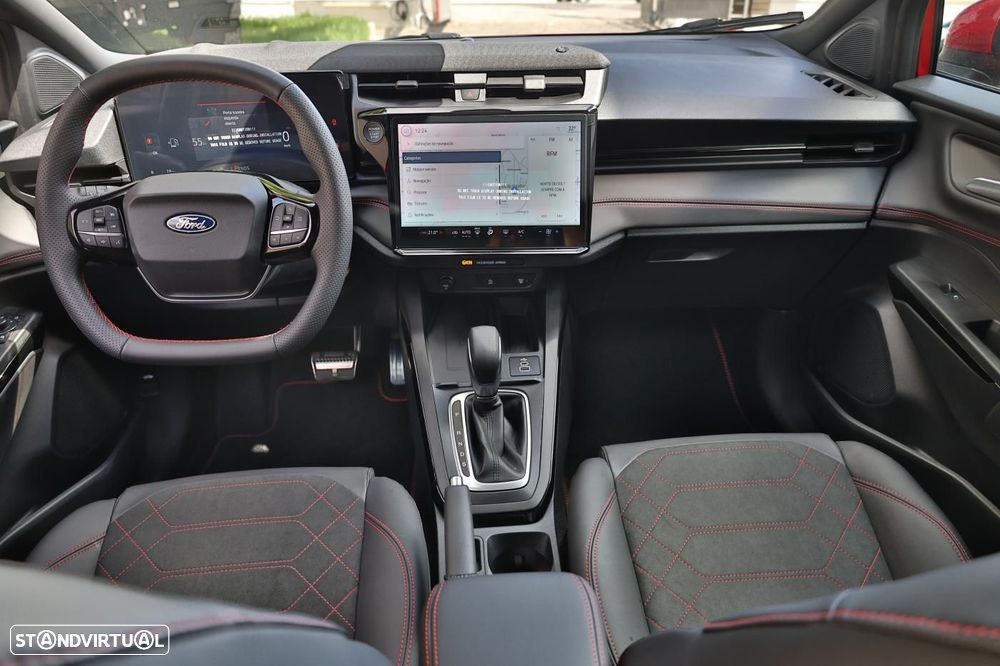 Ford Puma 1.0 EcoBoost MHEV ST-Line X Aut. — fotografia 4