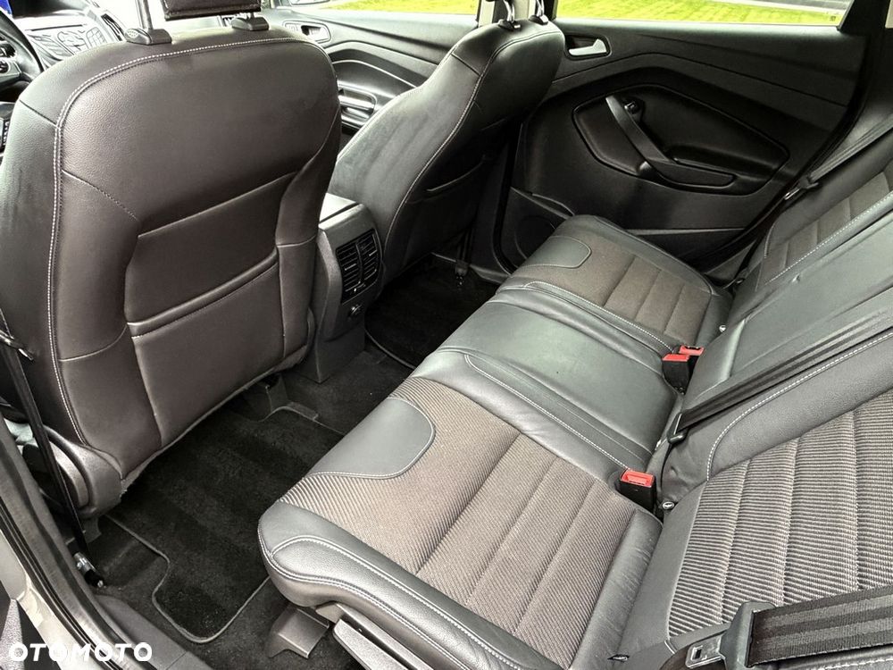 Ford Kuga 2.0 TDCi 2x4 Trend - 19