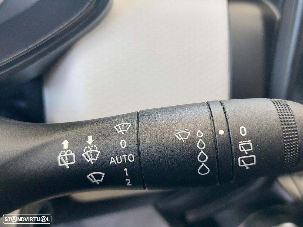 Renault Clio 1.0 TCe Evolution Bi-Fuel - 23