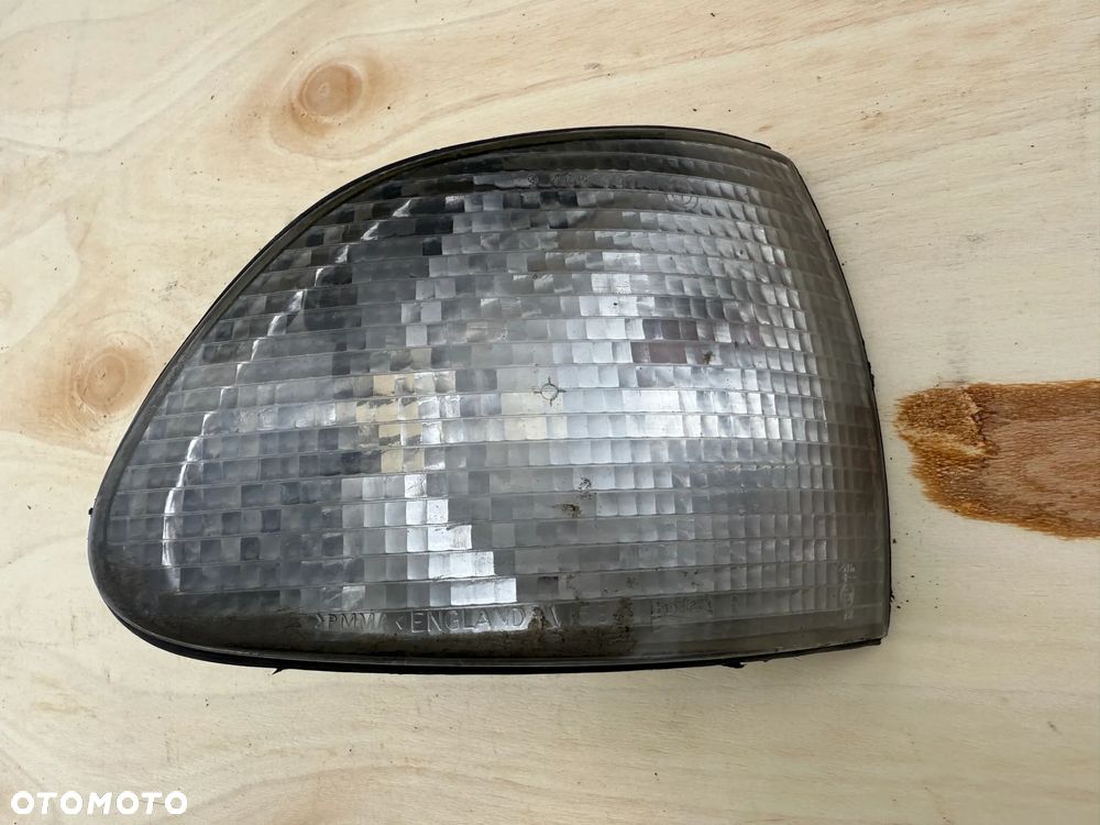 KIERUNKOWSKAZ BMW E38 BIAŁY PRZEDLIFT PRZÓD PRAWY RARYTAS - 4