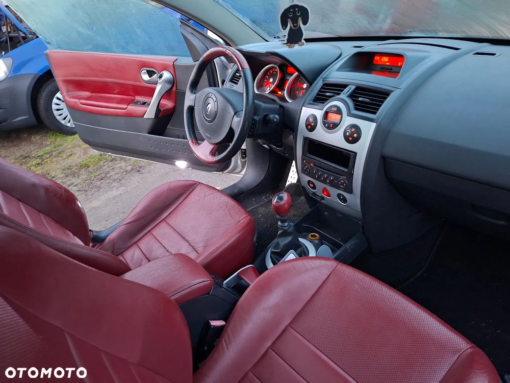 Renault Megane MeganeCC 1.9 dCi Luxe Dynamique - 4