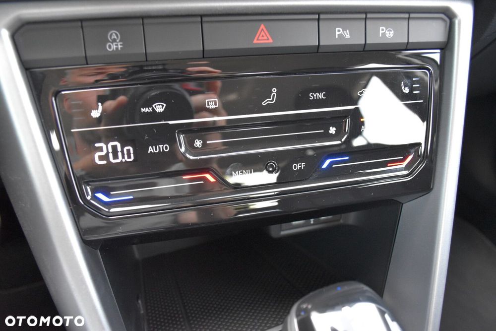 Volkswagen T-Roc 1.5 TSI Life DSG - 23