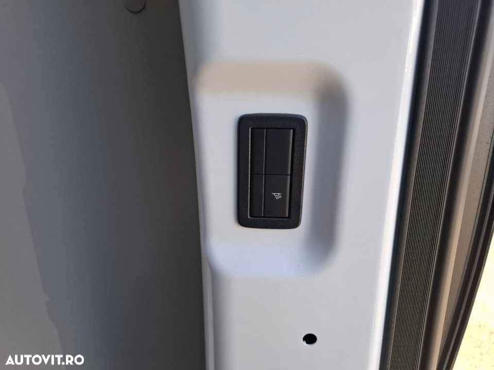 Ford Transit Custom - 12