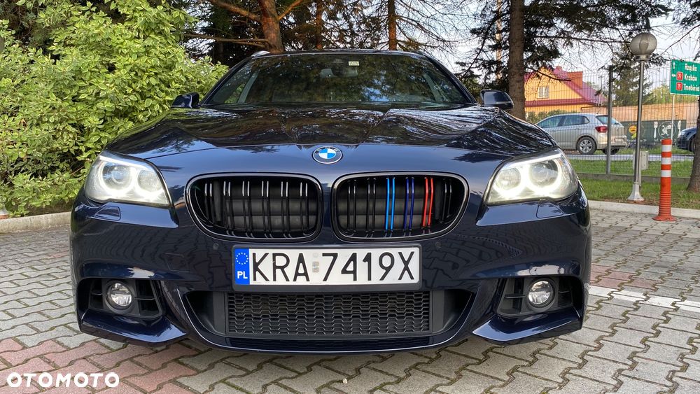 BMW Seria 5 535d xDrive - 12
