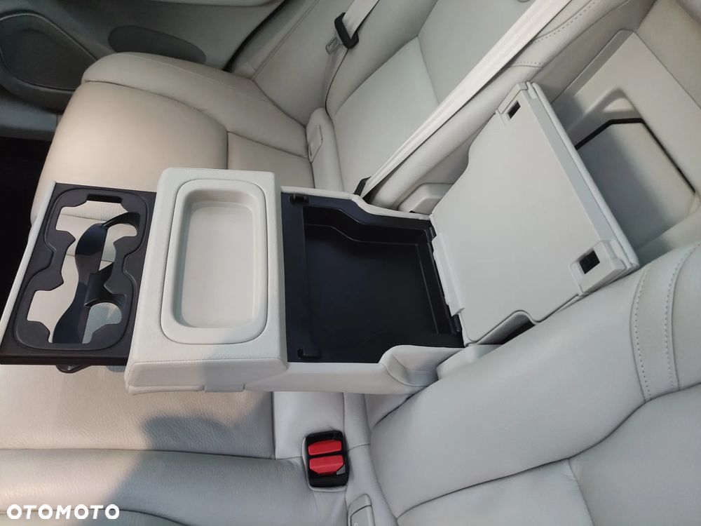 Volvo XC 60 - 20