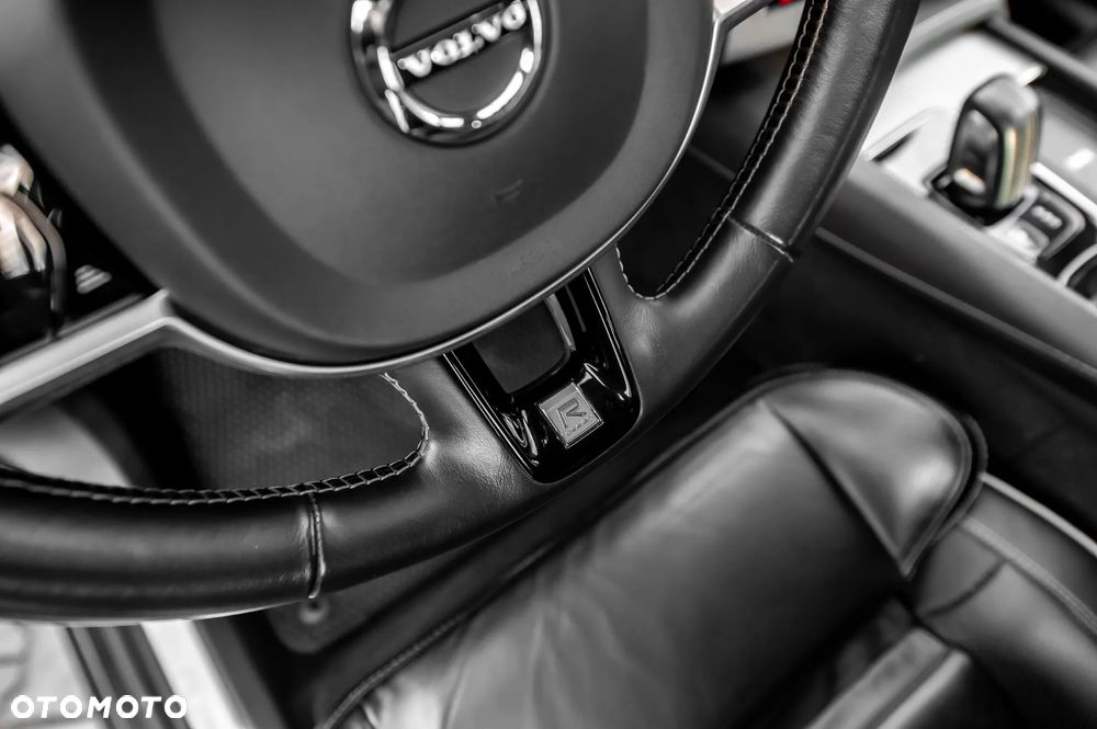 Volvo XC 90 D5 SCR AWD R-Design - 35