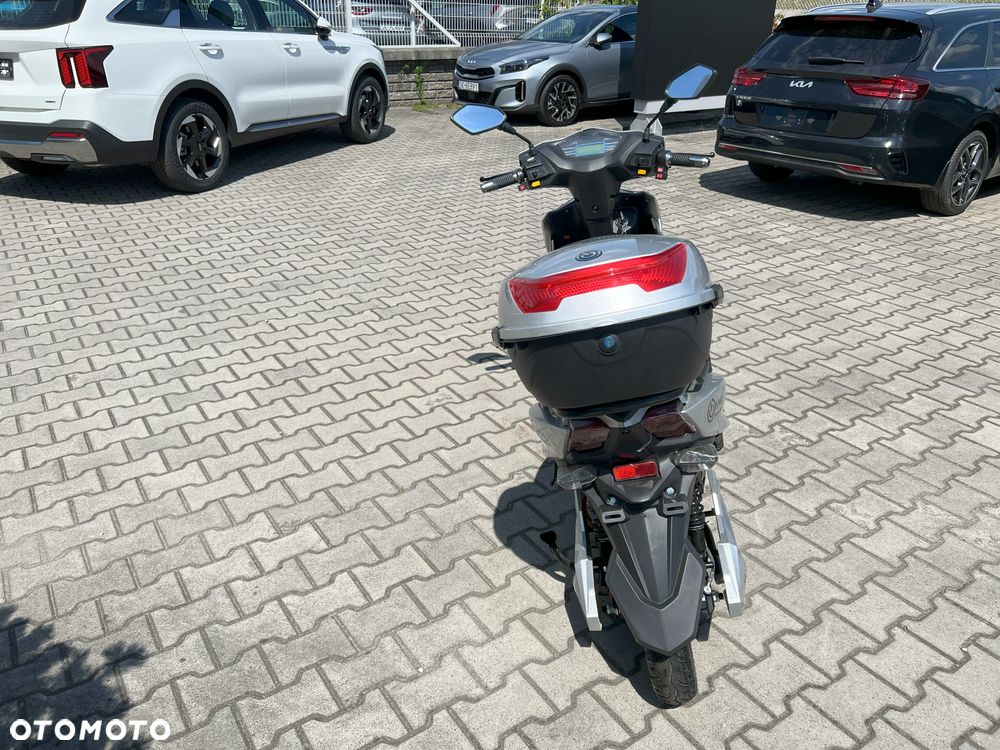 iamelectric MV Racer - 7