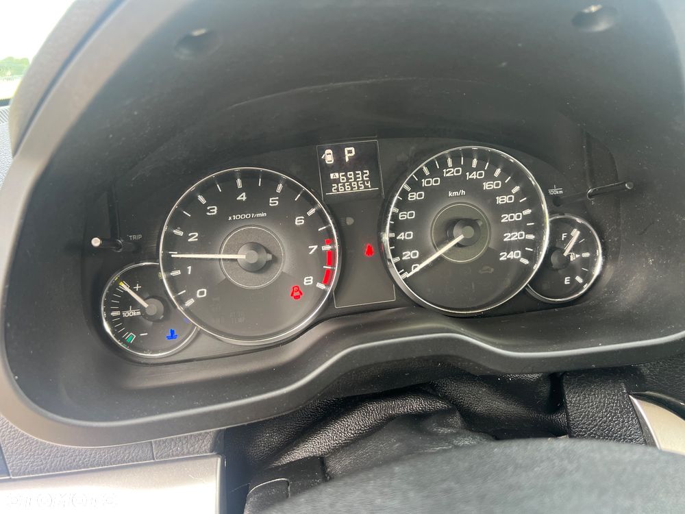 Subaru Legacy 2.0R Automatik Comfort - 14