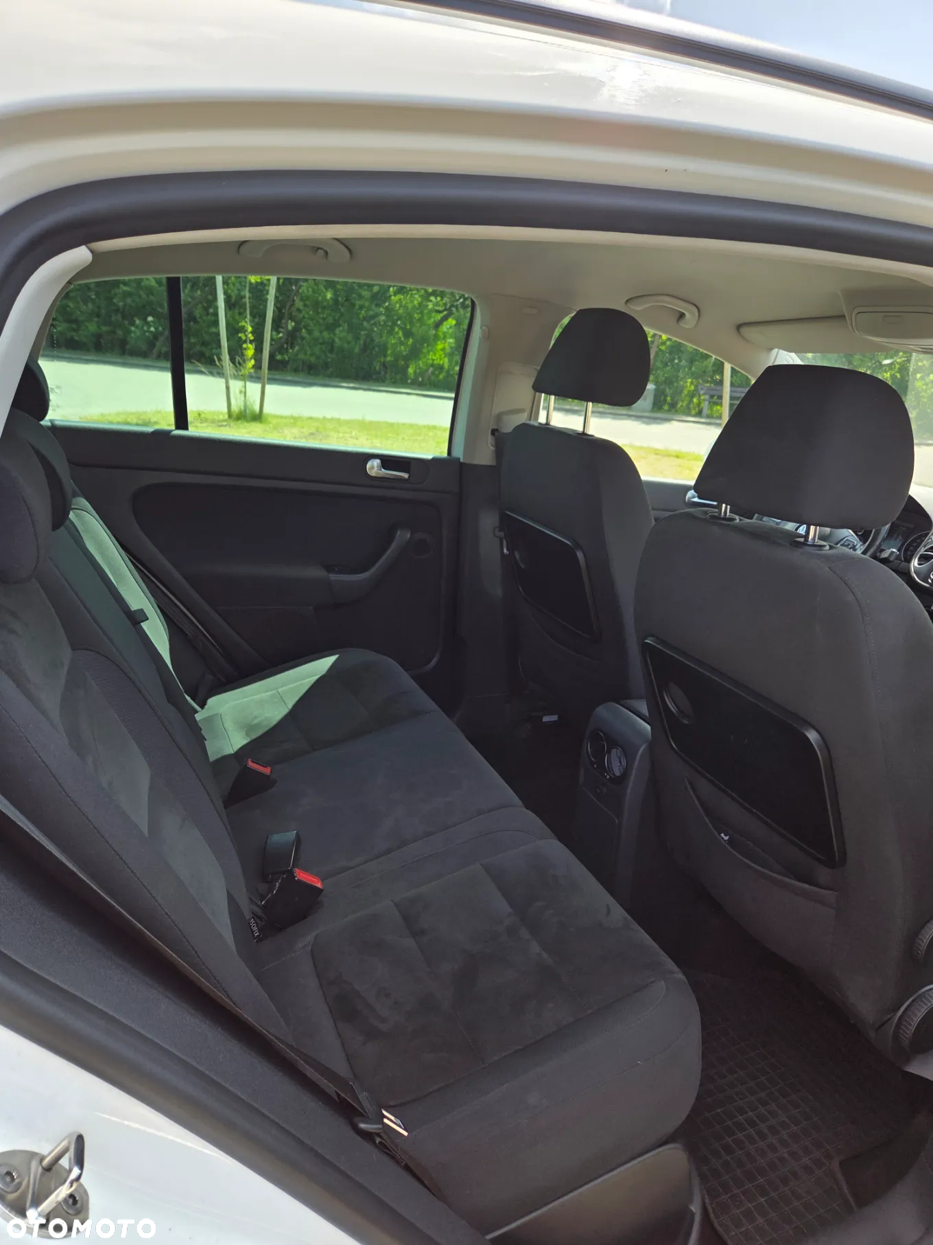 Volkswagen Golf Plus 2.0 TDI Highline - 9