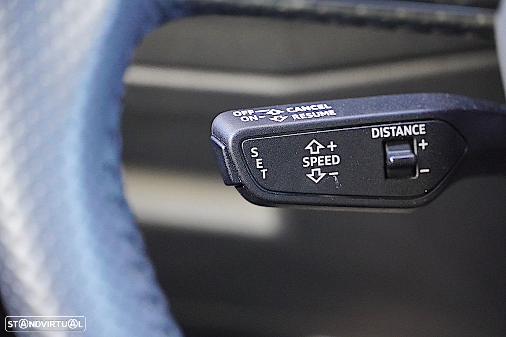 Audi RS3 Limousine 2.5 TFSI quattro S tronic - 39