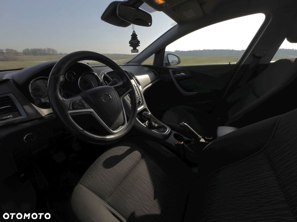 Opel Astra 1.7 CDTI - 10