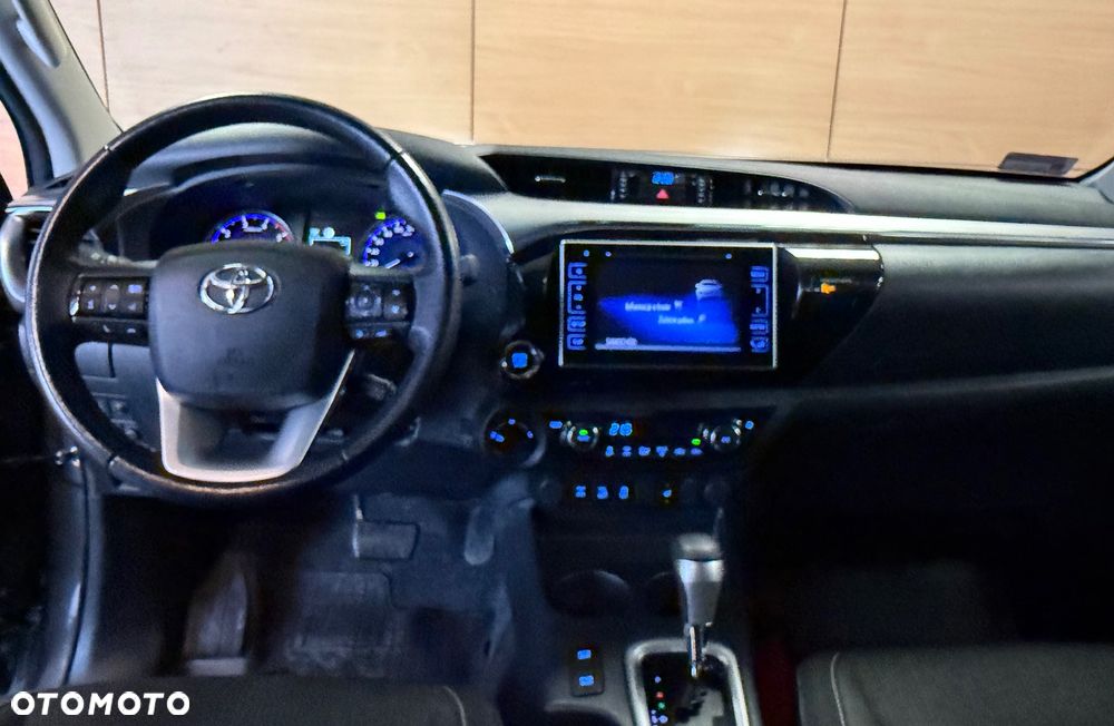 Toyota Hilux 2.4 D-4D Double Cab SR 4x4 - 9