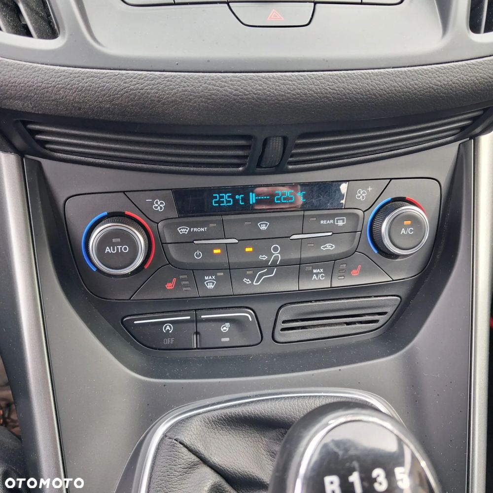 Ford Kuga 1.5 EcoBoost 2x4 SYNC - 17