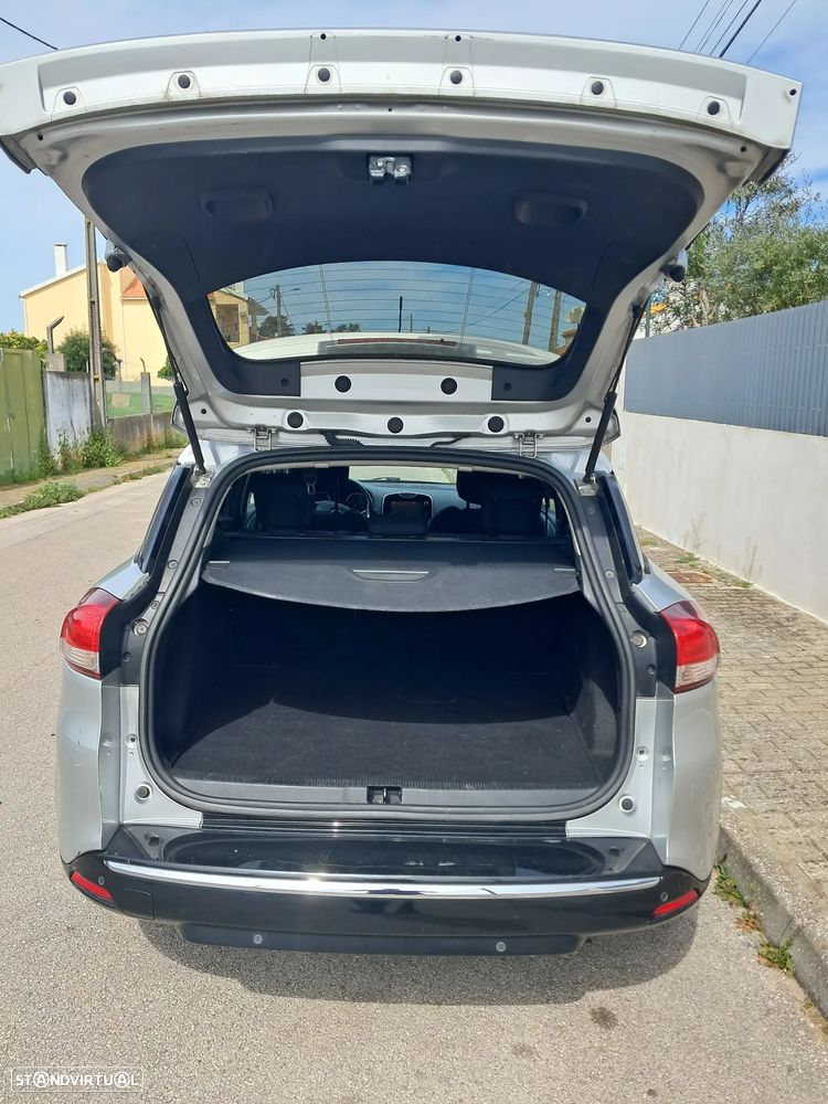 Renault Clio Sport Tourer 1.5 dCi Limited - 4