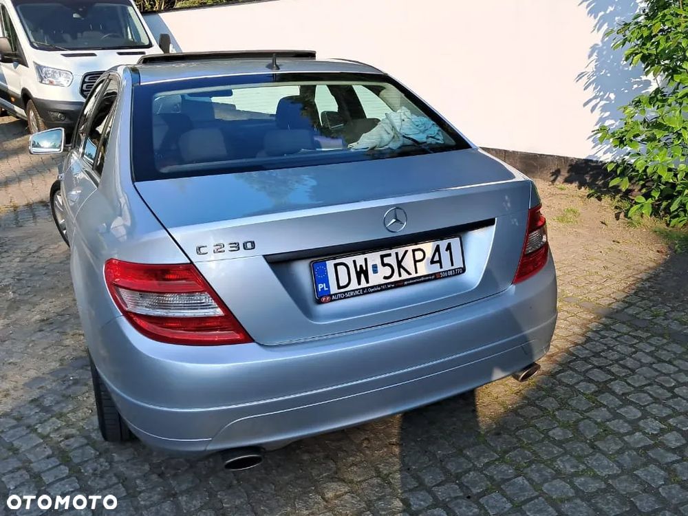 Mercedes-Benz Klasa C 230 Classic - 2