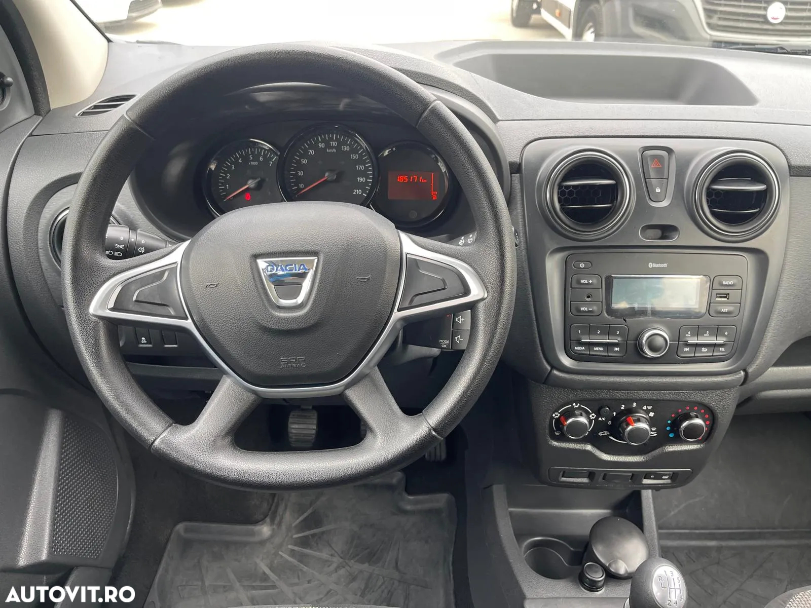 Dacia Lodgy 1.5 Blue dCi Ambiance - 6