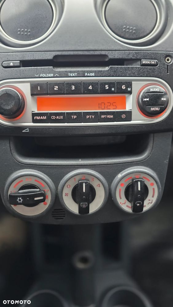 Mitsubishi Colt 1.3 Intense - 11