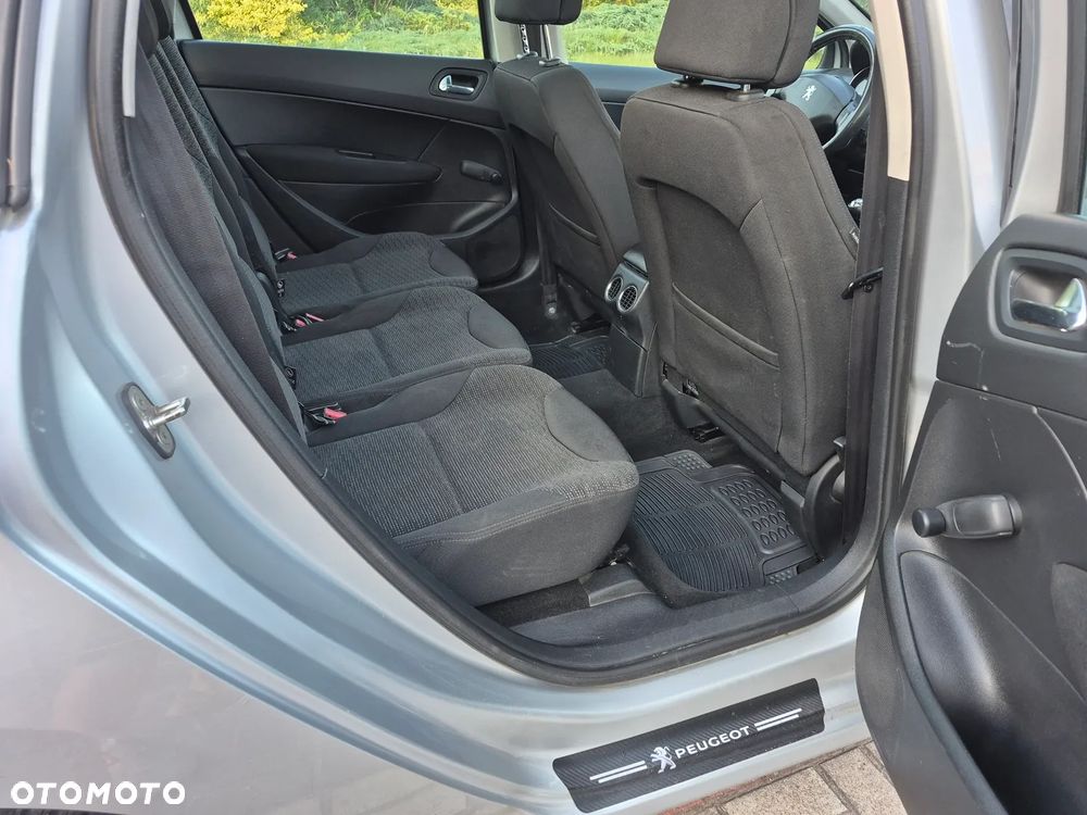 Peugeot 308 1.6 HDi Presence - 18